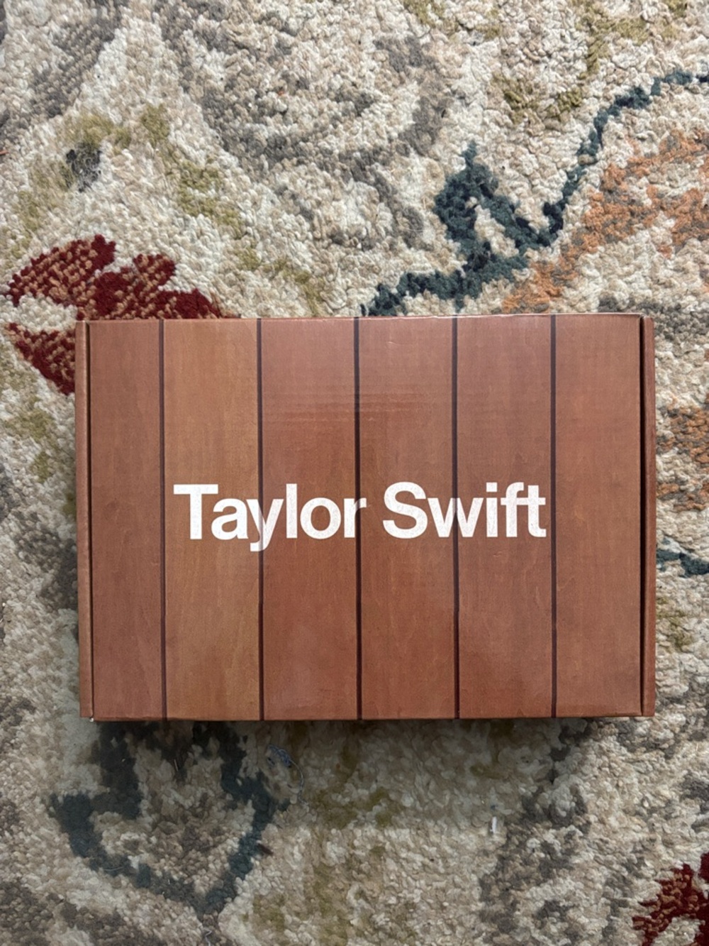 Taylor Swift Midnight’s CD clock